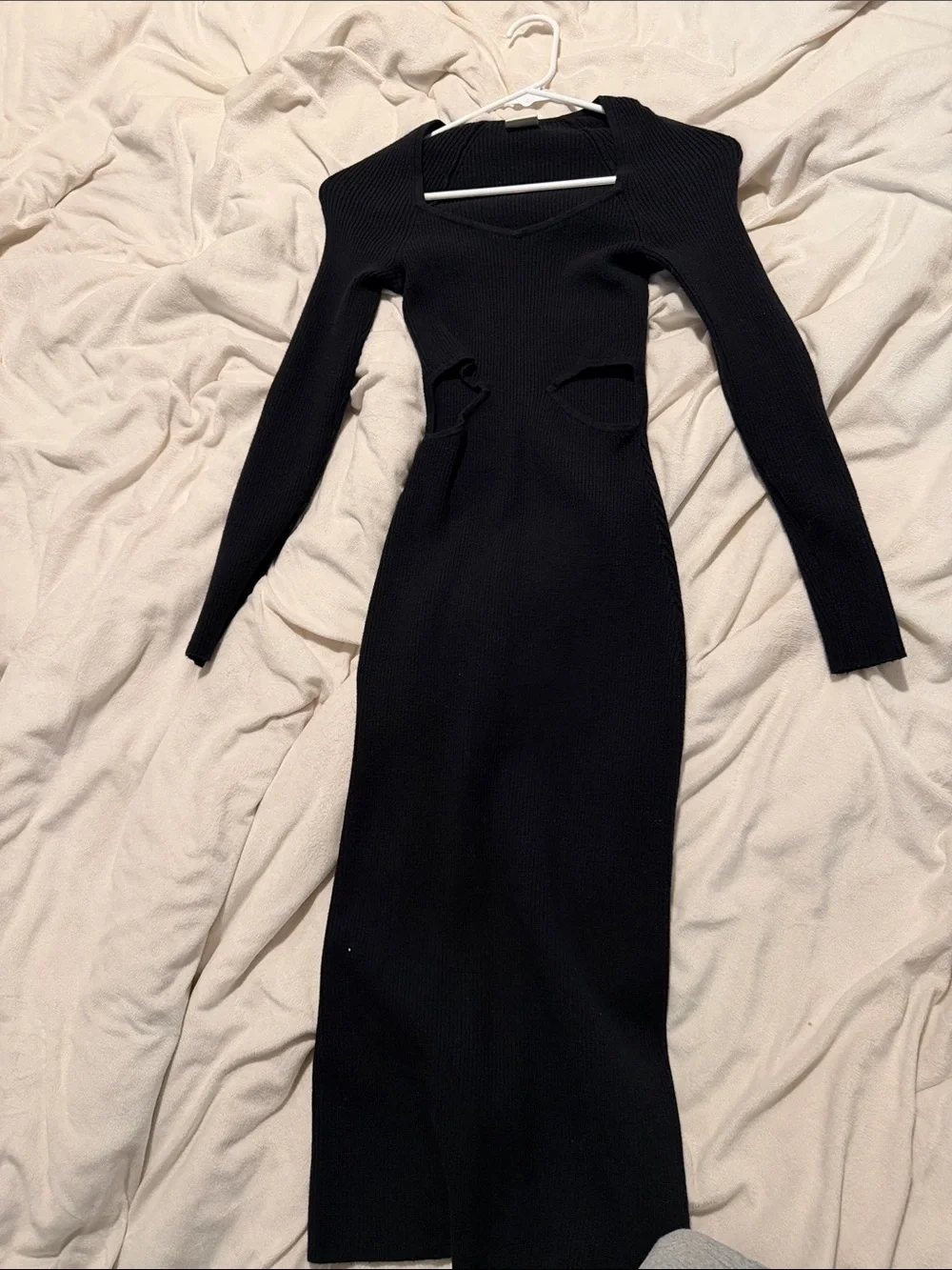 Abercrombie & Fitch Black Ribbed Cutout Long-Sleeve Dress